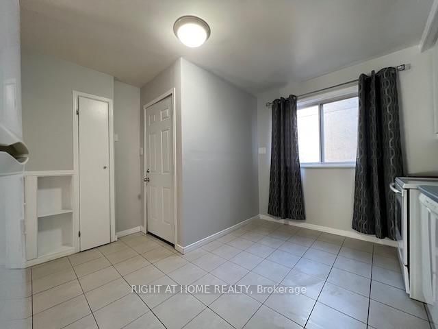 323 Levis Avenue • Ottawa, ON photo 20
