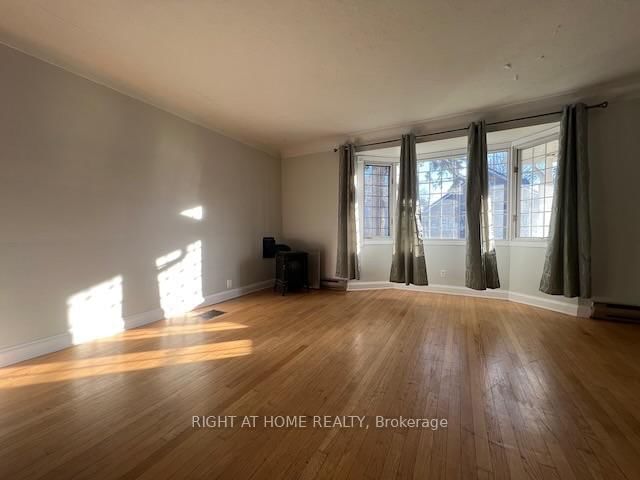 323 Levis Avenue • Ottawa, ON photo 21