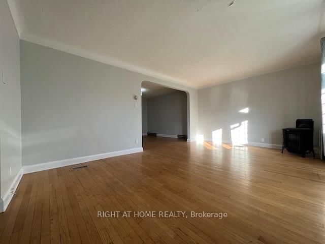 323 Levis Avenue • Ottawa, ON photo 24