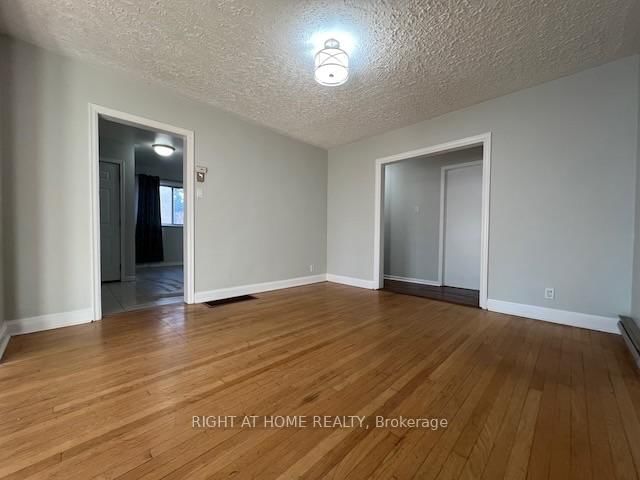 323 Levis Avenue • Ottawa, ON photo 26