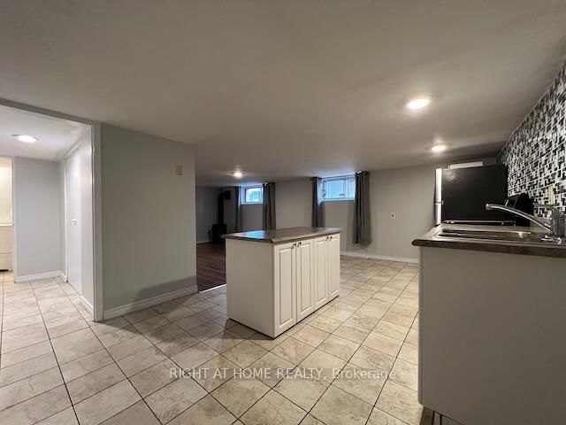 323 Levis Avenue • Ottawa, ON photo 33