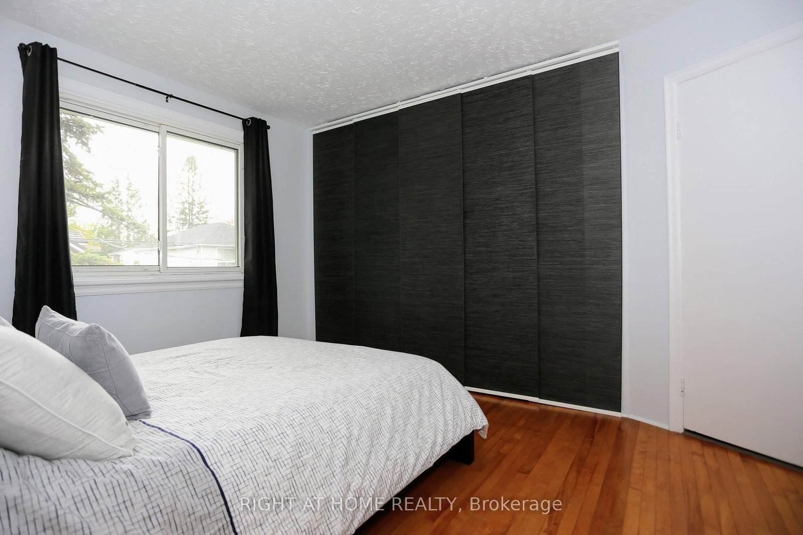 323 Levis Avenue • Ottawa, ON photo 6