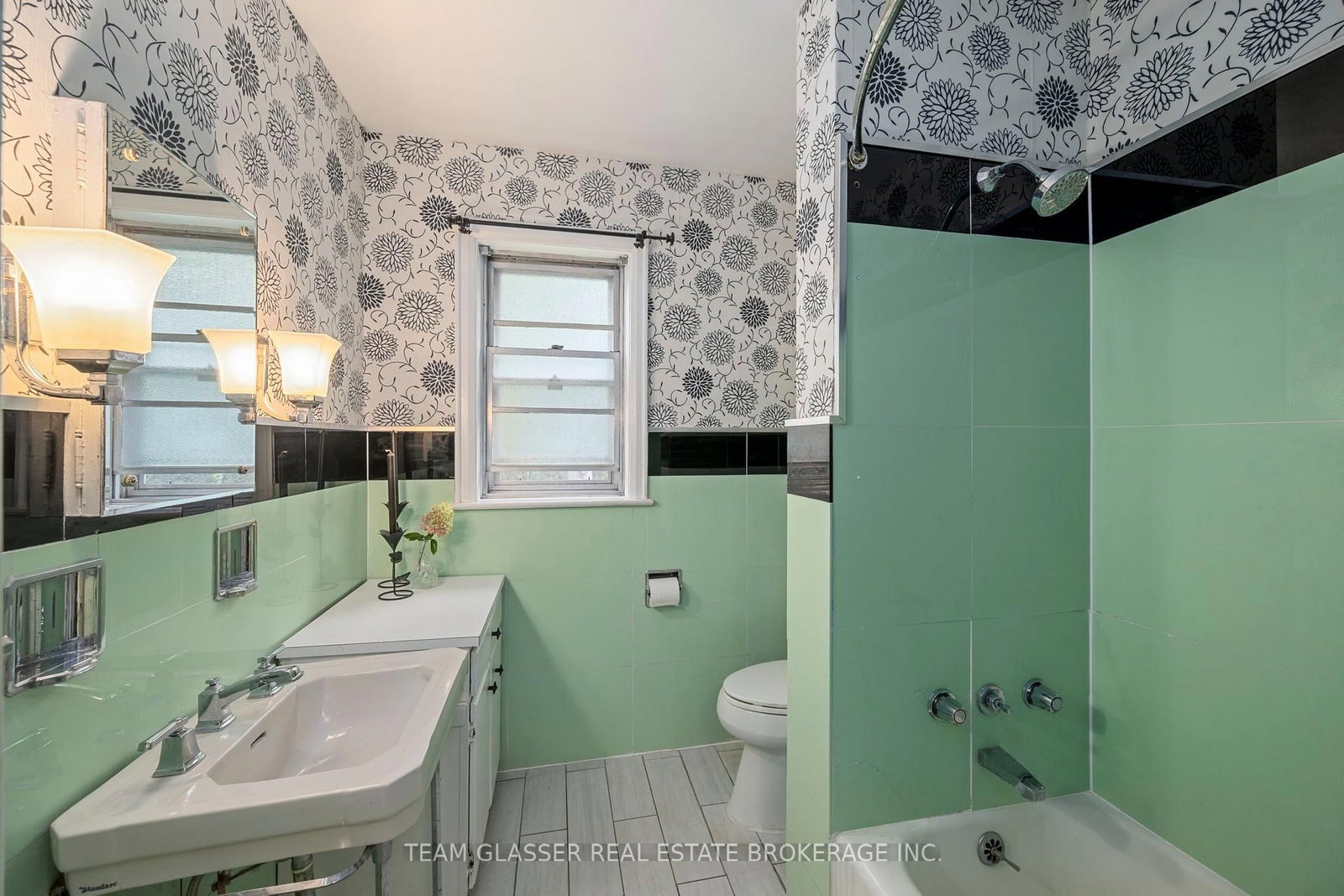 1010 HARRISON Avenue • London East, ON photo 10