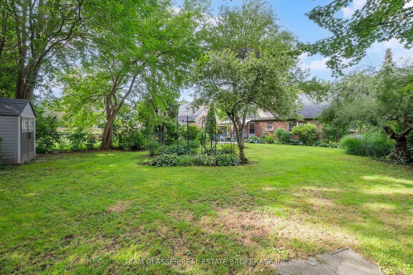 1010 HARRISON Avenue • London East, ON photo 19