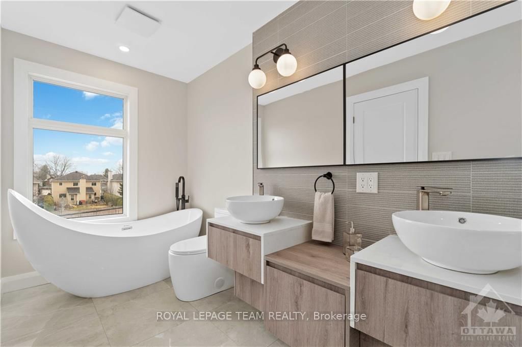 16 MELVILLE Drive • Ottawa, ON photo 17