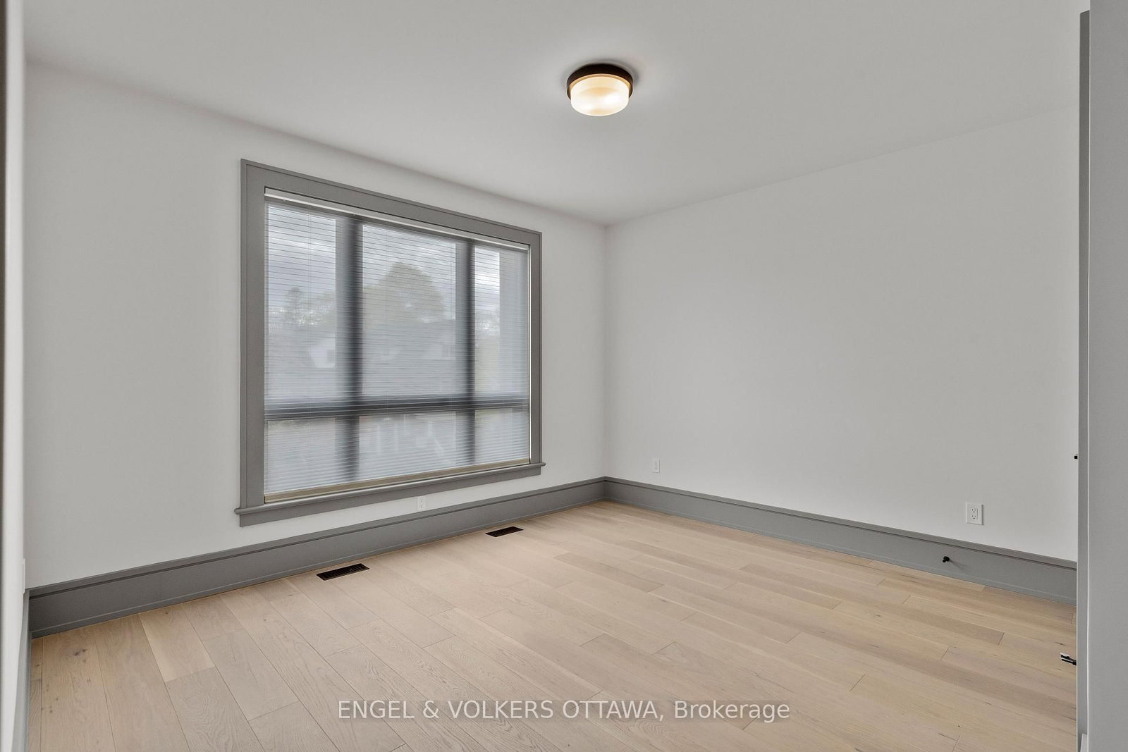 37 Clarendon Avenue • Ottawa, ON photo 33