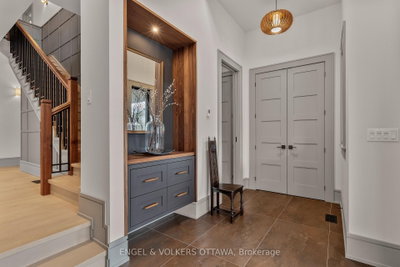 37 Clarendon Avenue • Ottawa, ON photo 4