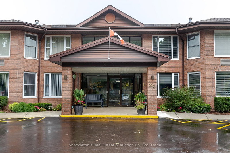 108 - 22 St. Andrew Street N