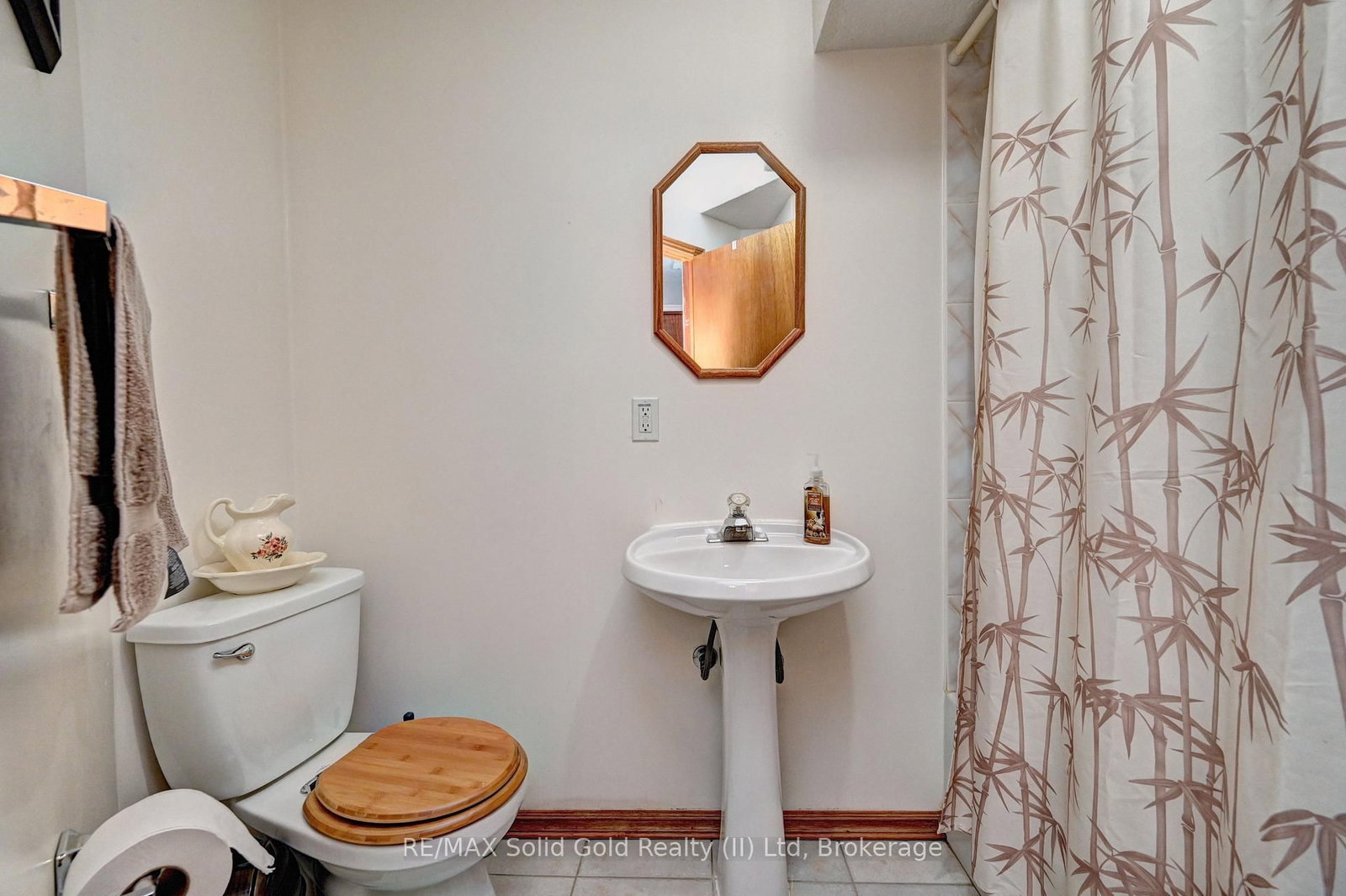 447 Hidden Creek Drive • Kitchener, ON photo 34