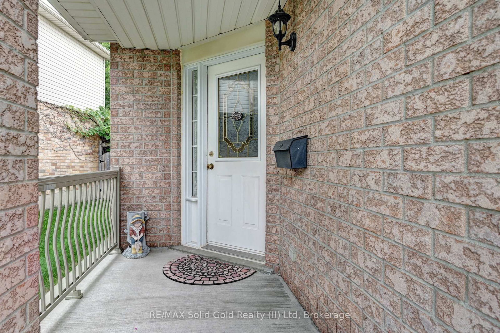 447 Hidden Creek Drive • Kitchener, ON photo 5