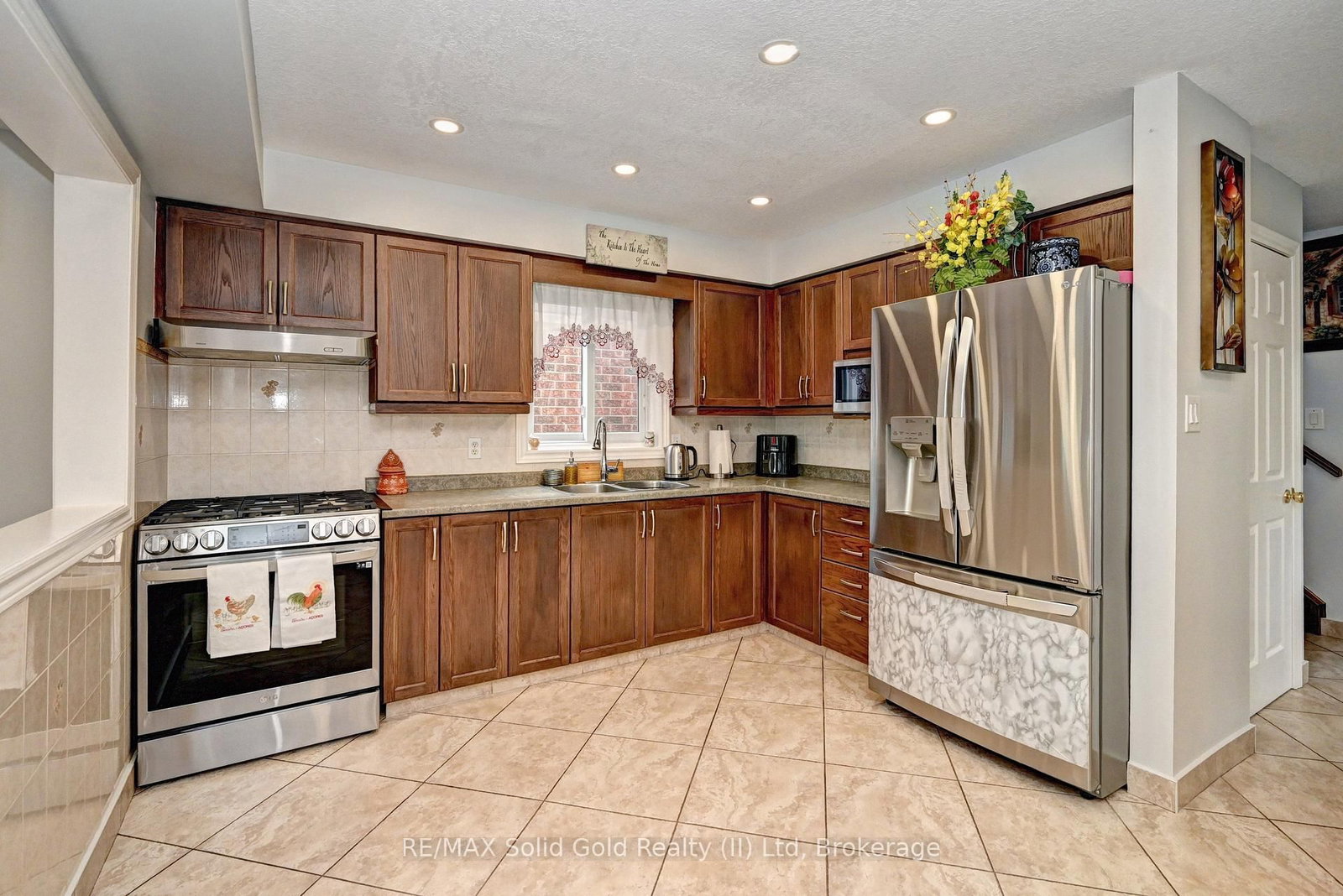 447 Hidden Creek Drive • Kitchener, ON photo 8