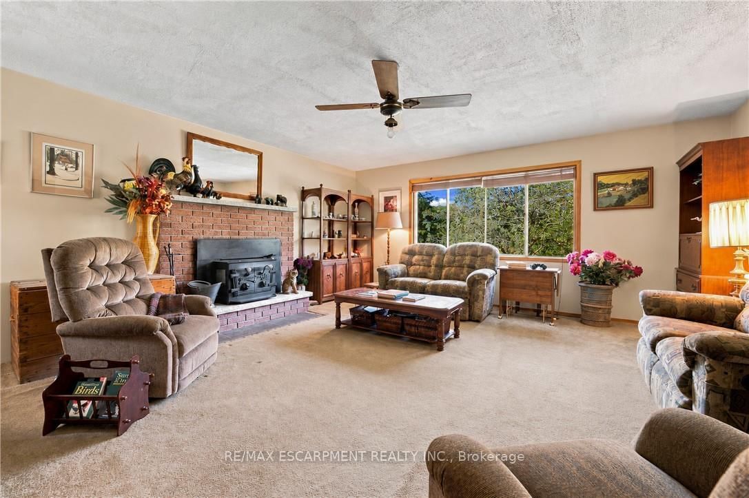 994 Safari Road • Hamilton, ON photo 18
