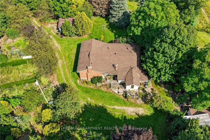994 Safari Road