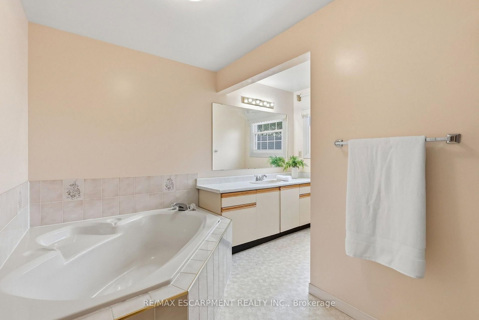 158 Rushdale Drive • Hamilton, ON photo 32