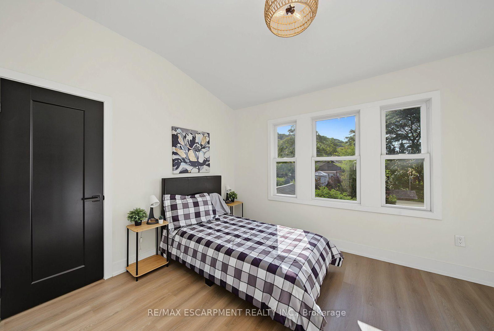 234 Balmoral Avenue S • Hamilton, ON photo 21
