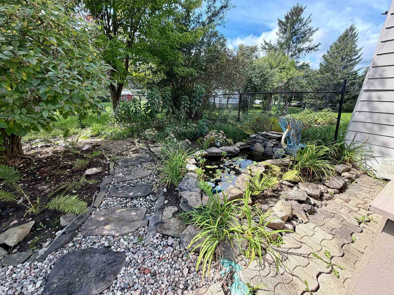 670 Van Buren Street • North Grenville, ON photo 30
