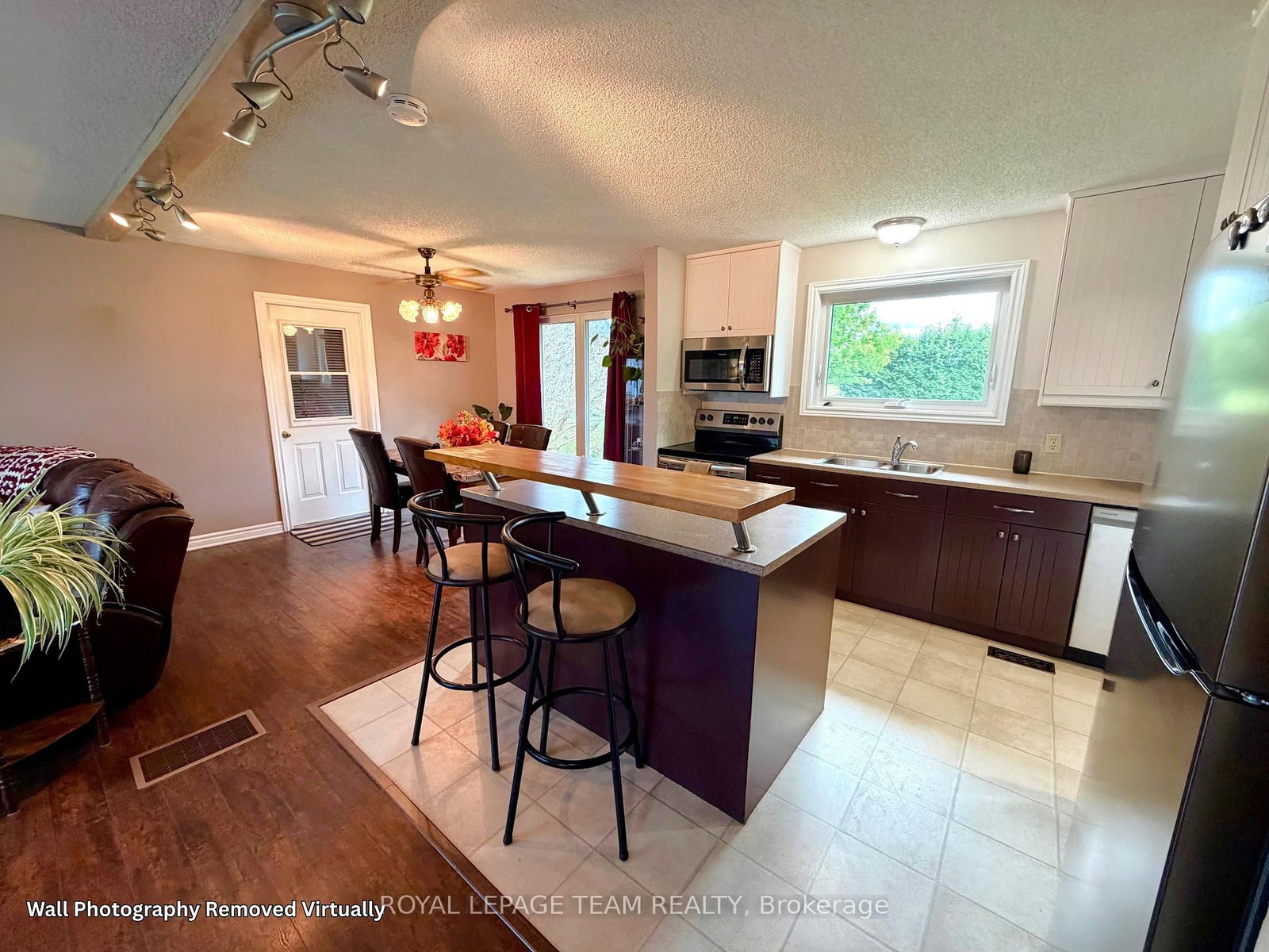 670 Van Buren Street • North Grenville, ON photo 6