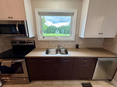 670 Van Buren Street • North Grenville, ON photo 8