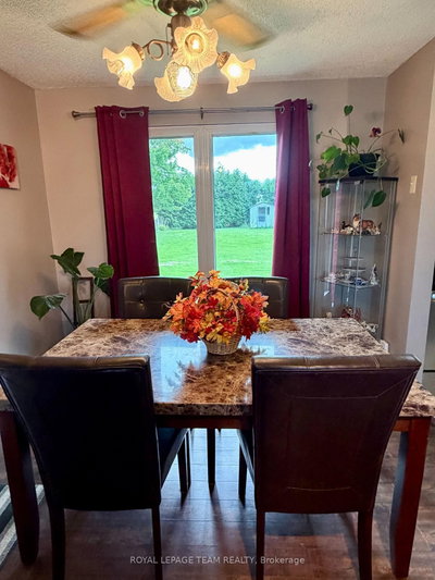 670 Van Buren Street • North Grenville, ON photo 9