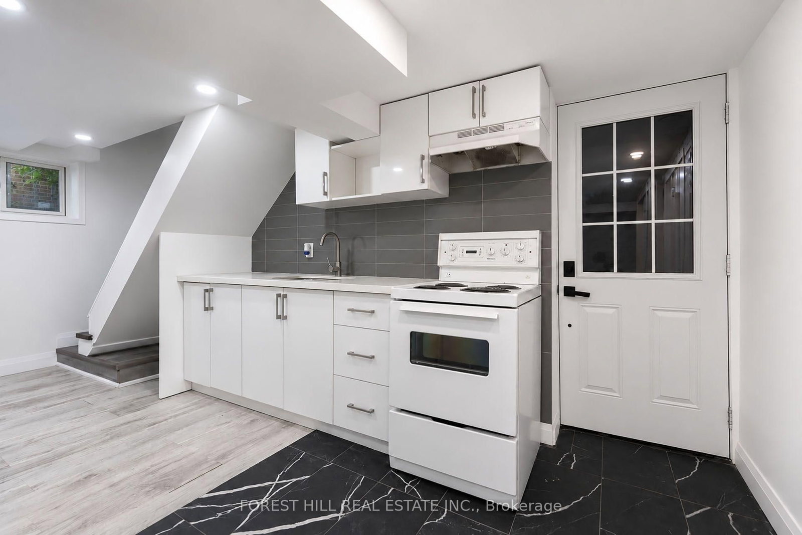29 Thorndale Street S • Hamilton, ON photo 30