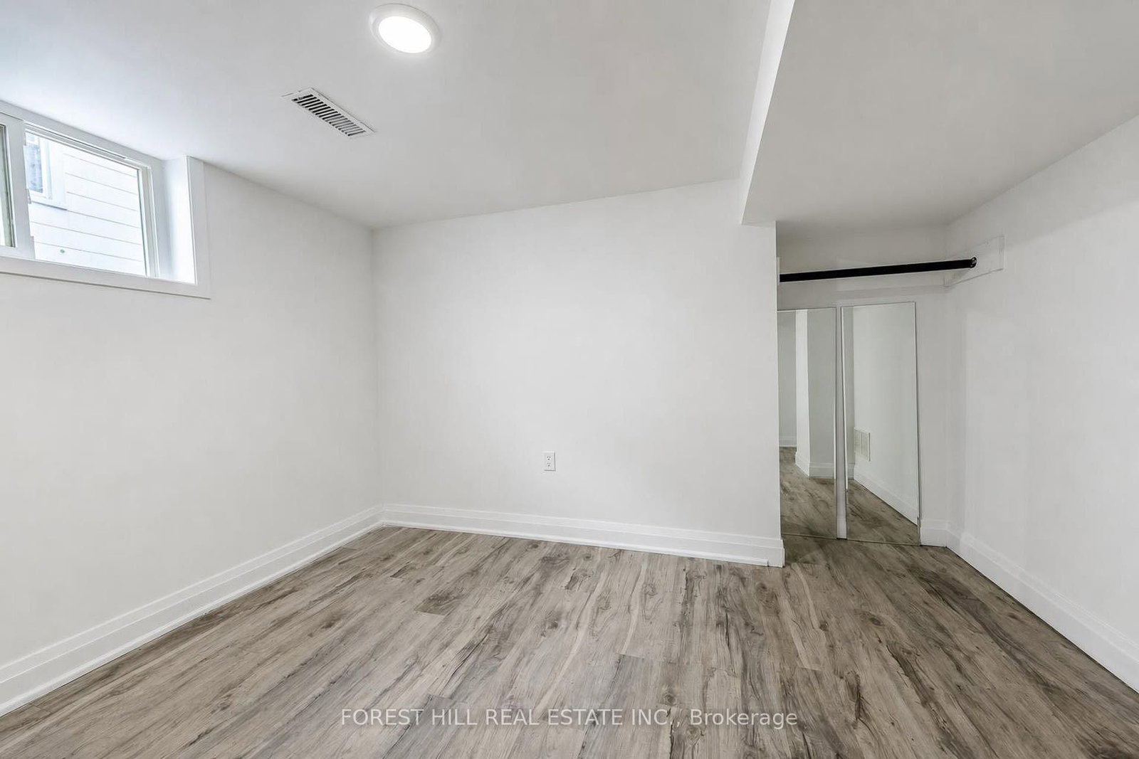 29 Thorndale Street S • Hamilton, ON photo 35