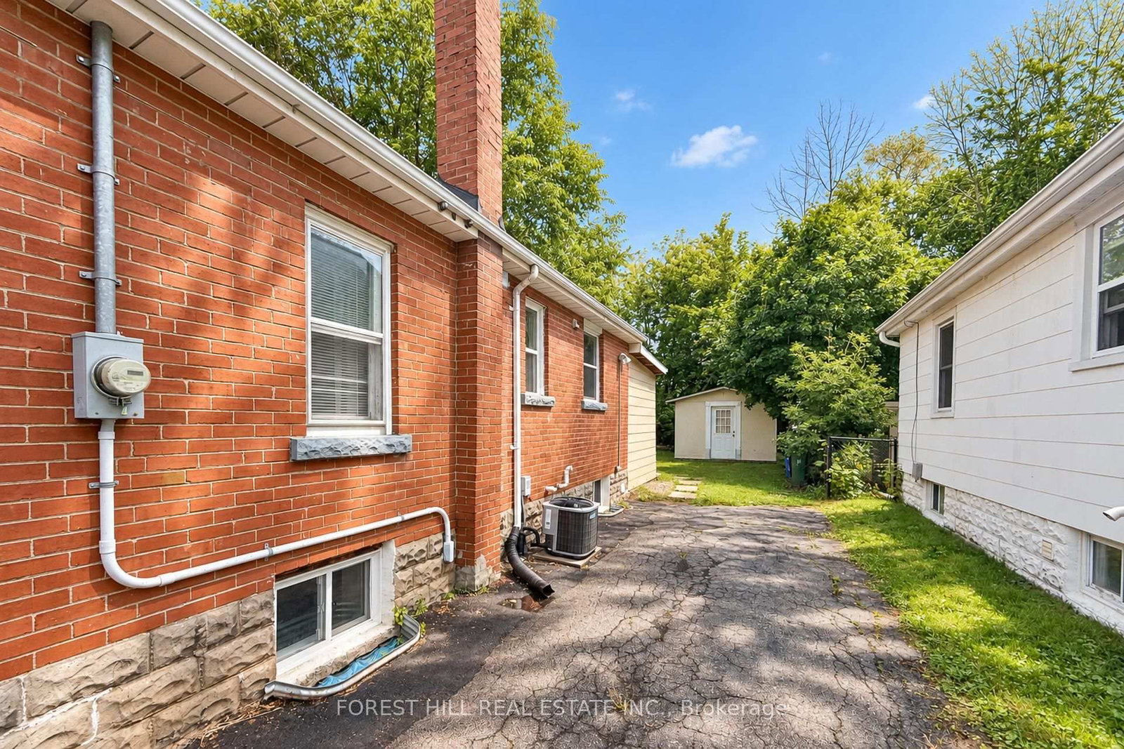 29 Thorndale Street S • Hamilton, ON photo 43