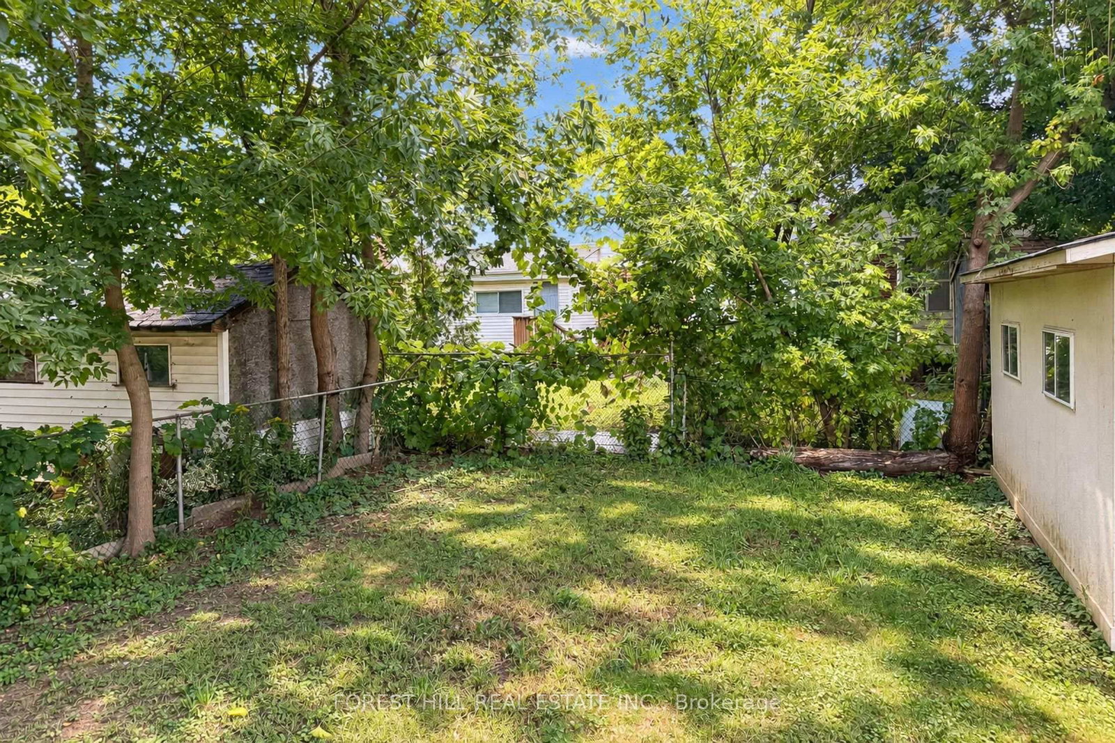 29 Thorndale Street S • Hamilton, ON photo 47