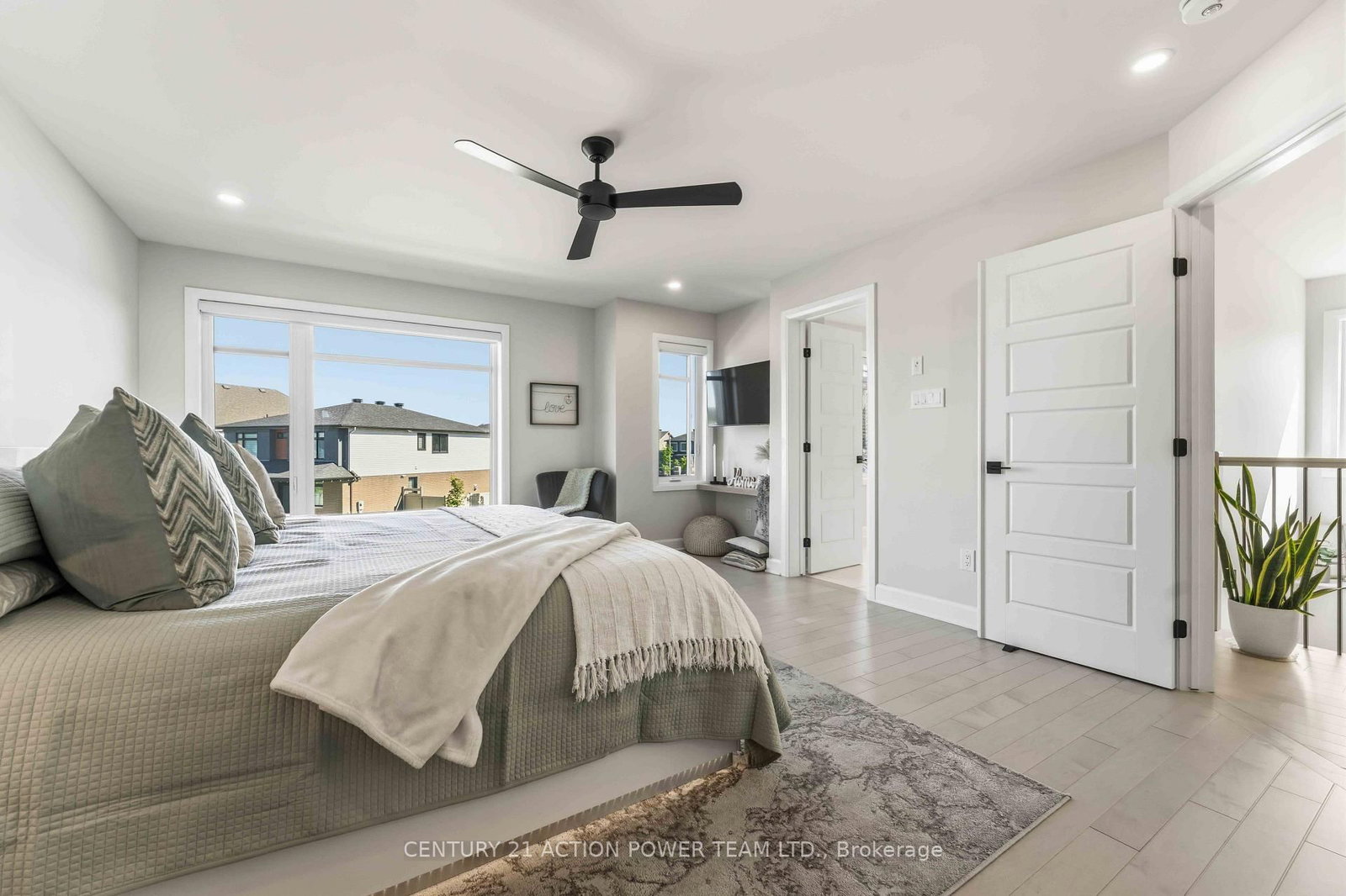 644 Moonflower Crescent • Ottawa, ON photo 19