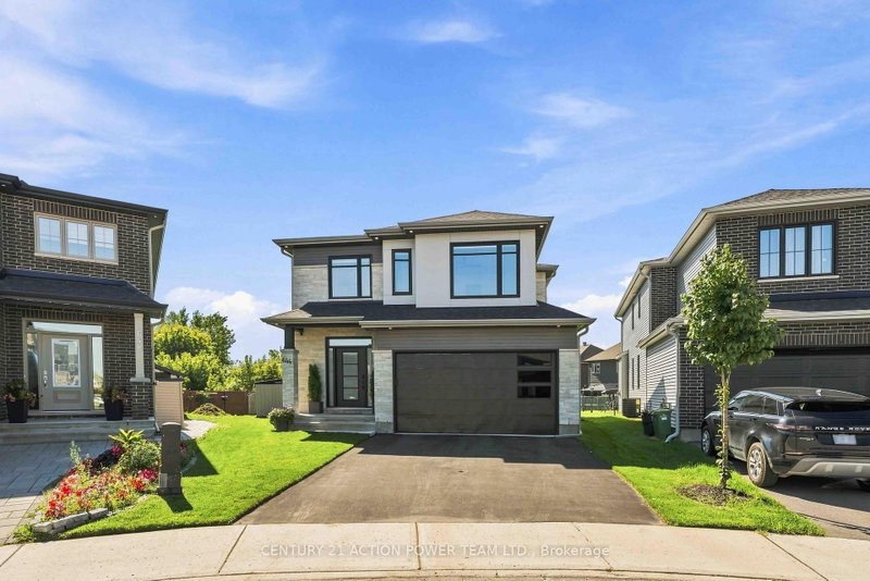 644 Moonflower Crescent