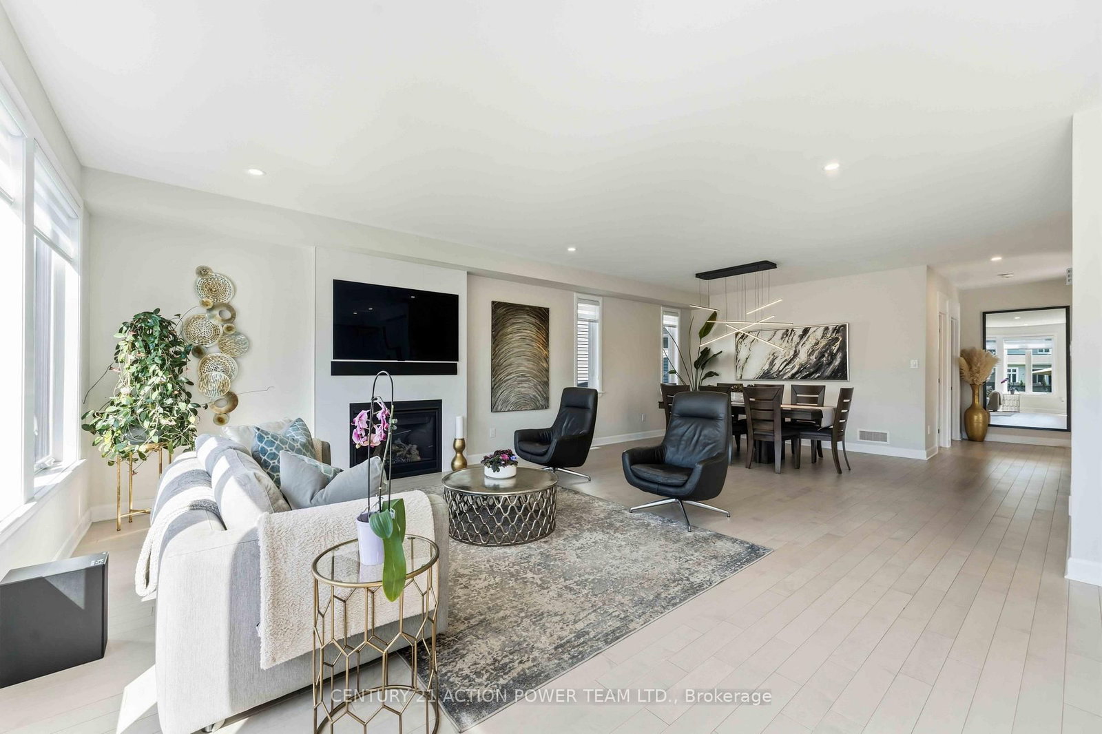 644 Moonflower Crescent • Ottawa, ON photo 6
