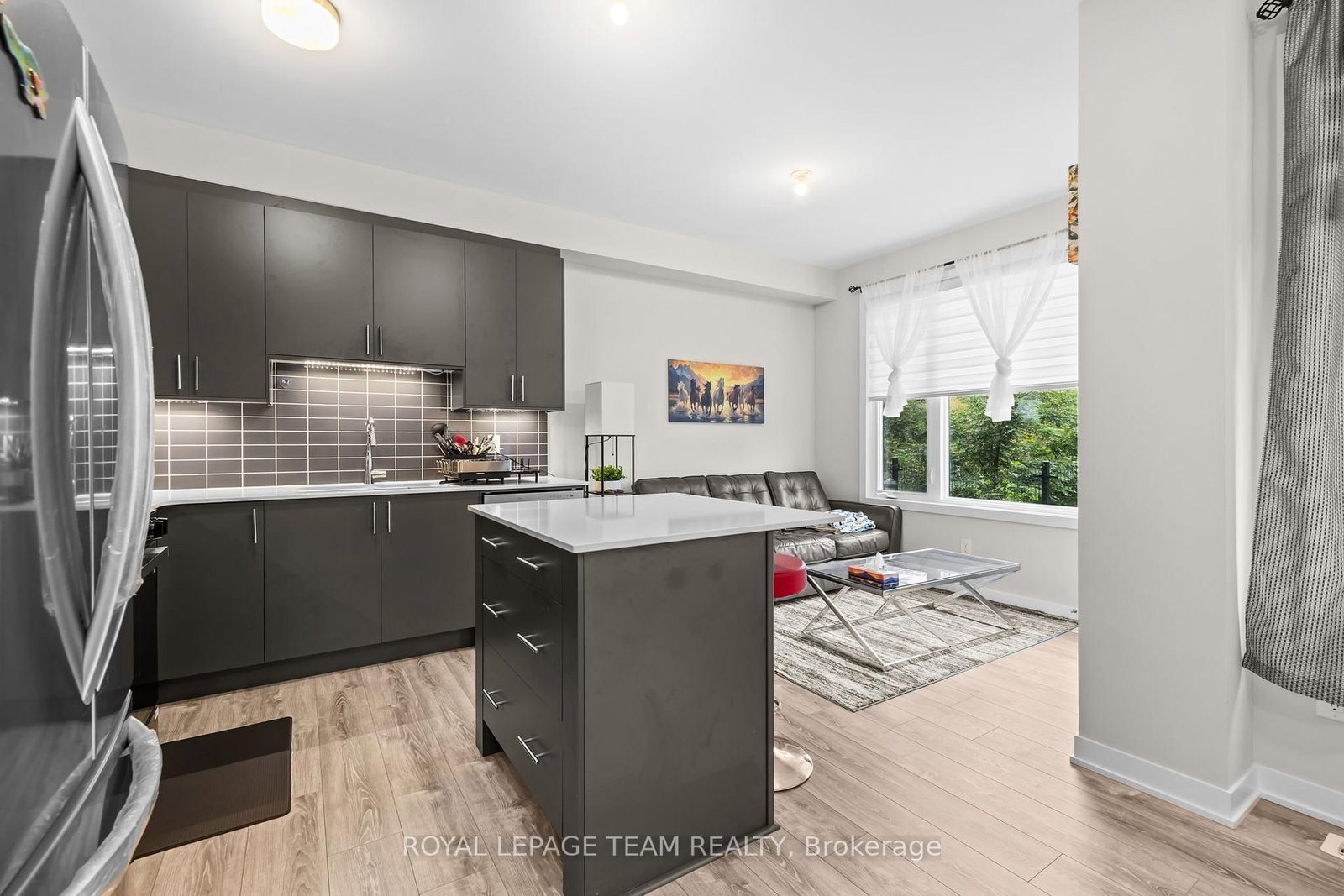 708 Expansion Road, Barrhaven 4