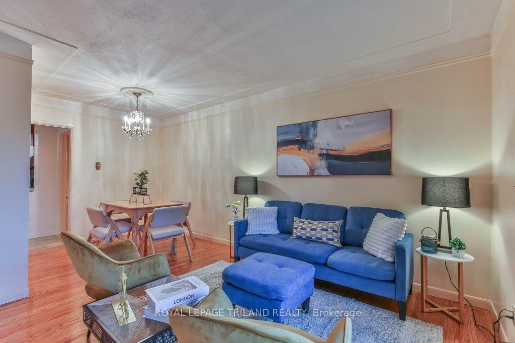 242 BURLINGTON Street • London South, ON photo 10