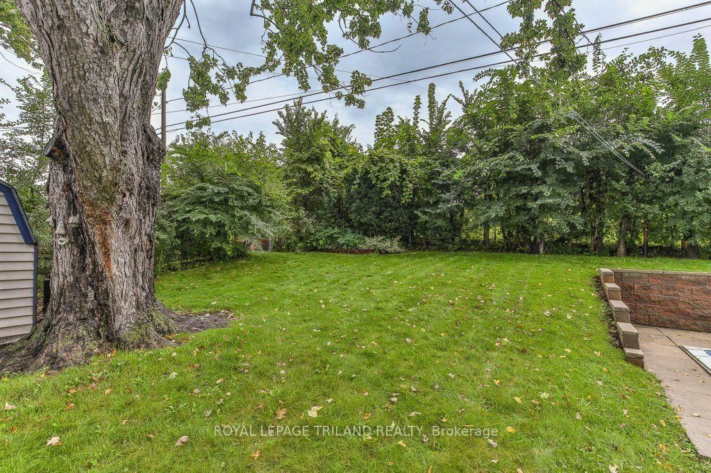 242 BURLINGTON Street • London South, ON photo 44