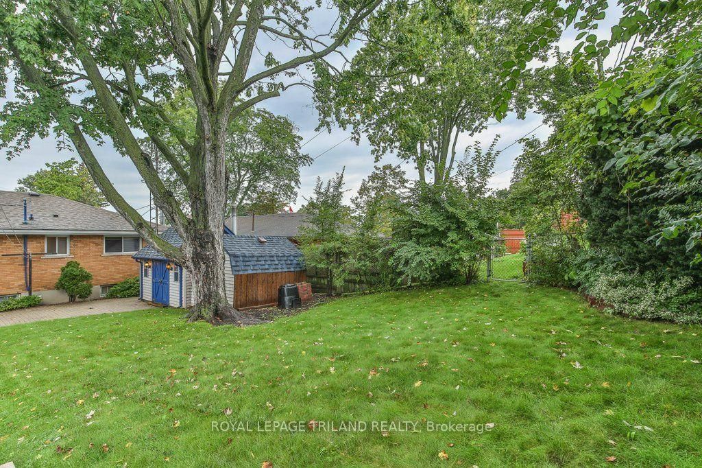 242 BURLINGTON Street • London South, ON photo 46