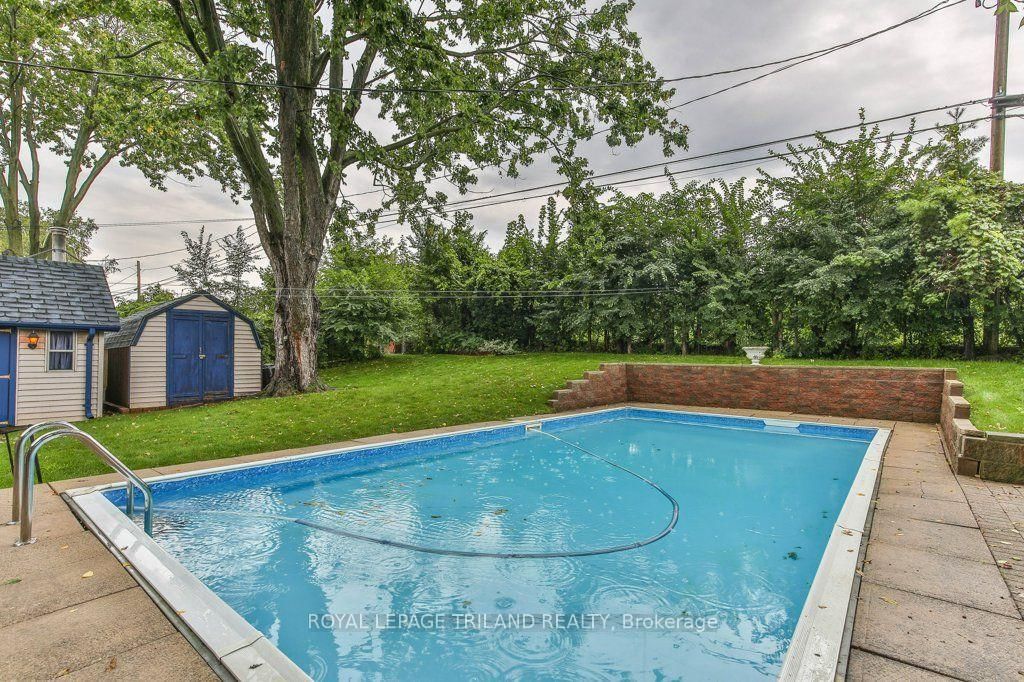 242 BURLINGTON Street • London South, ON photo 48