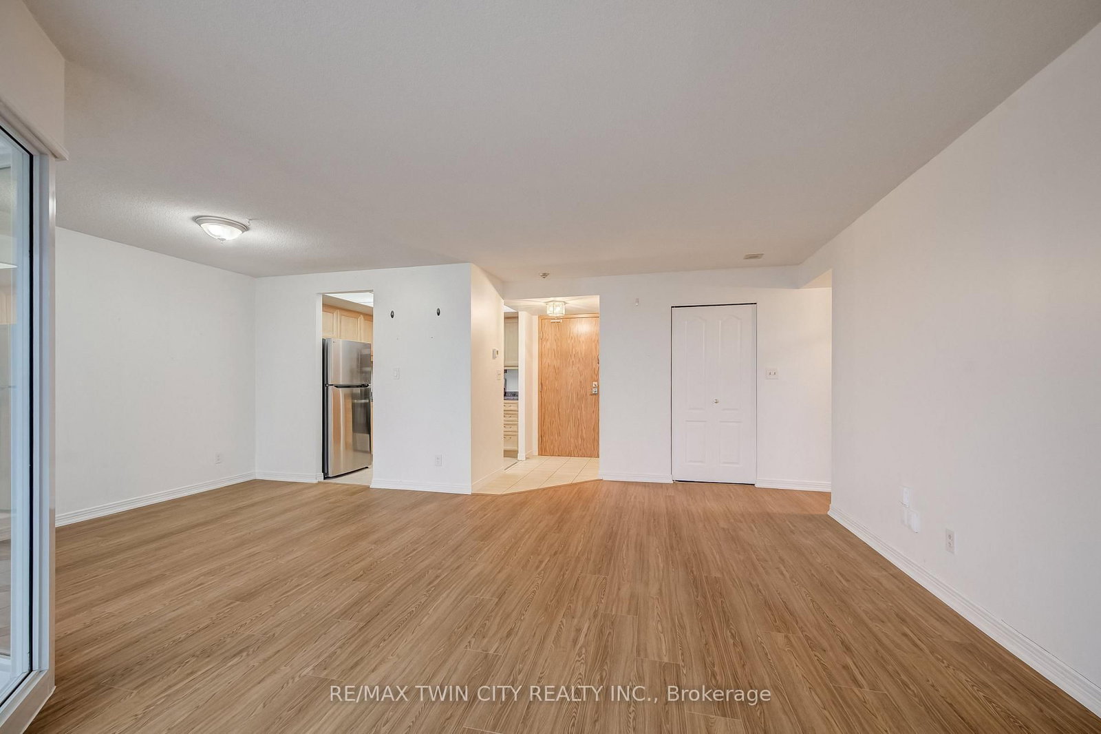 190 Hespeler Road • #905 • Cambridge, ON photo 12