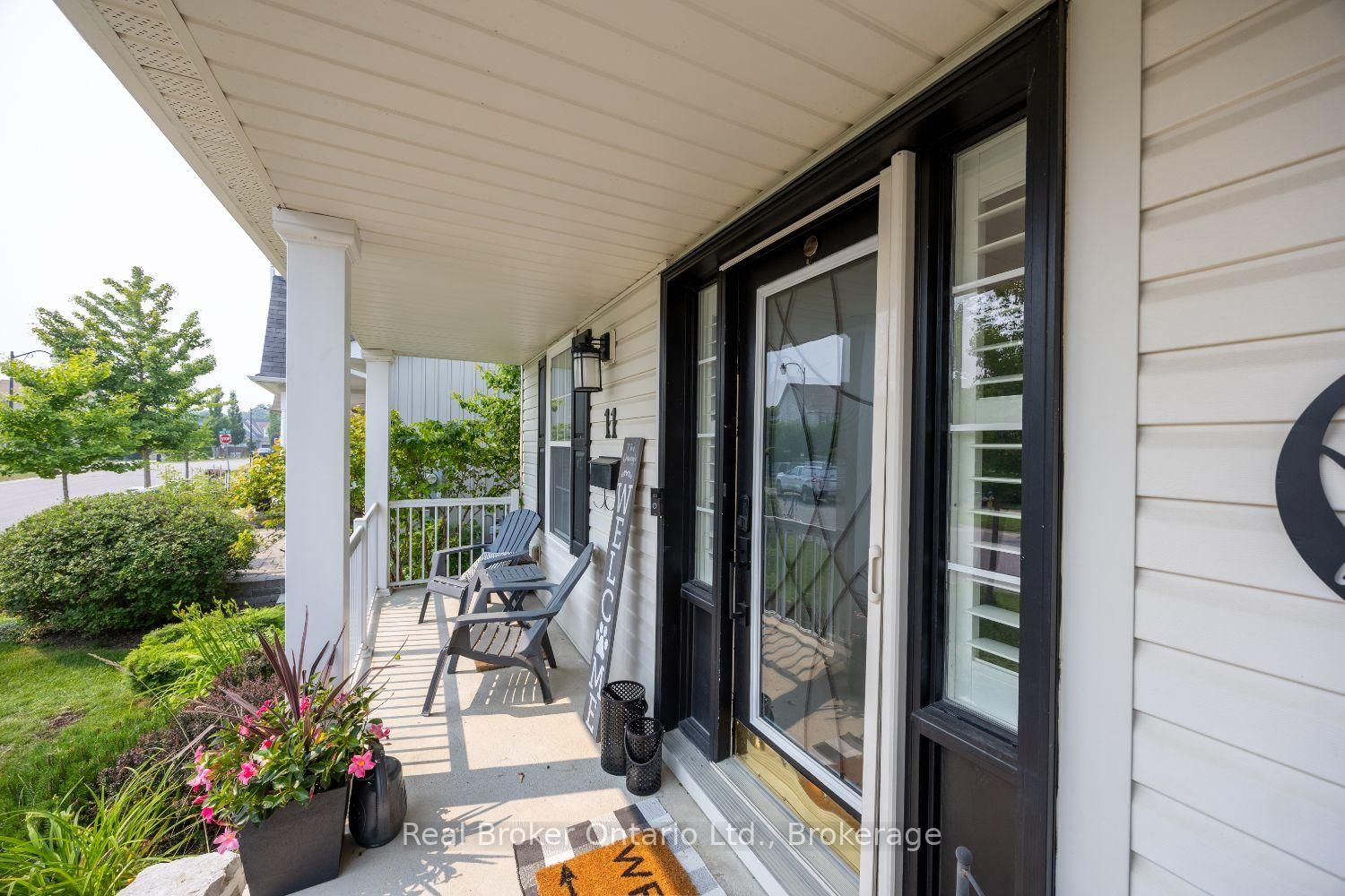 11 Greenaway Circle • Port Hope, ON photo 4