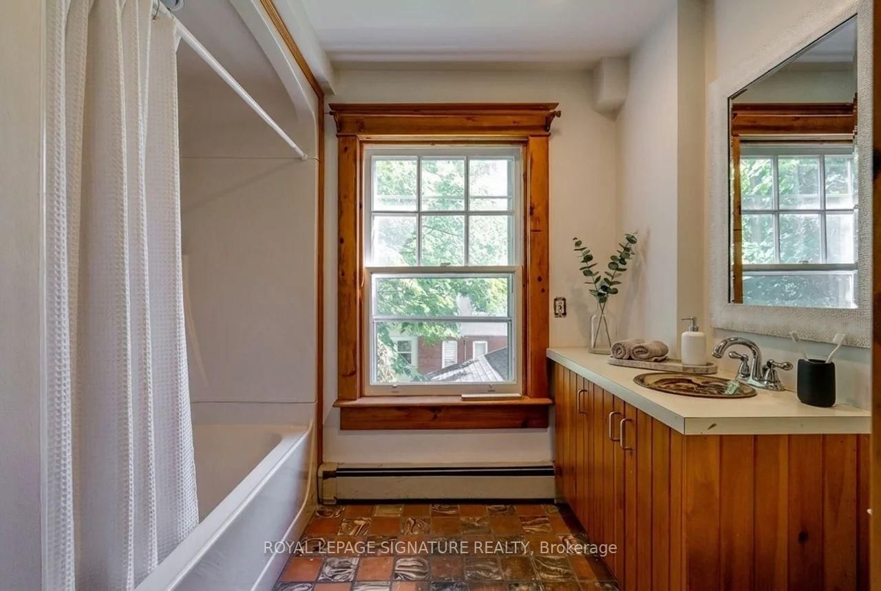 293 Albert Street • Kingston, ON photo 15