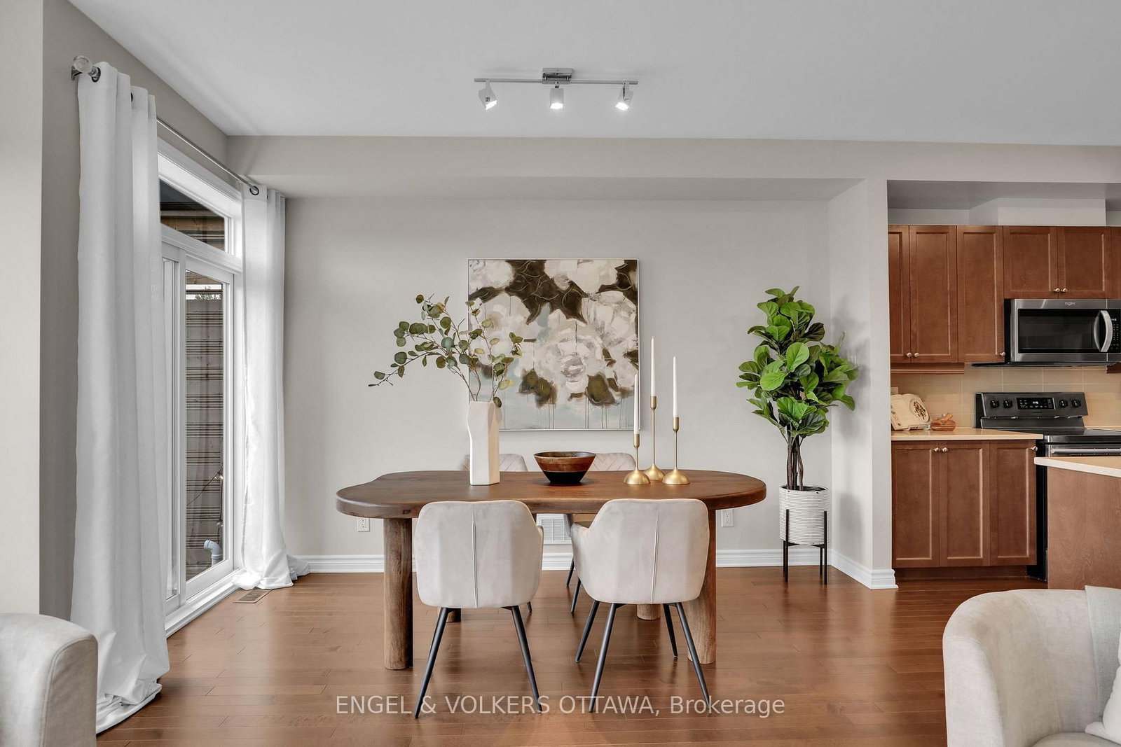 765 Dearborn Private W • Ottawa, ON photo 11