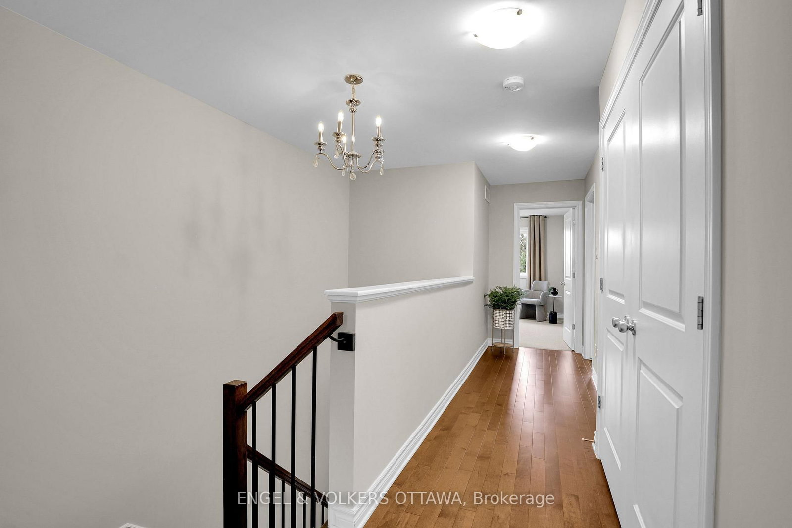 765 Dearborn Private W • Ottawa, ON photo 13