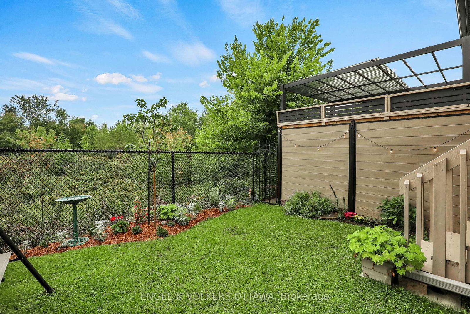 765 Dearborn Private W • Ottawa, ON photo 28