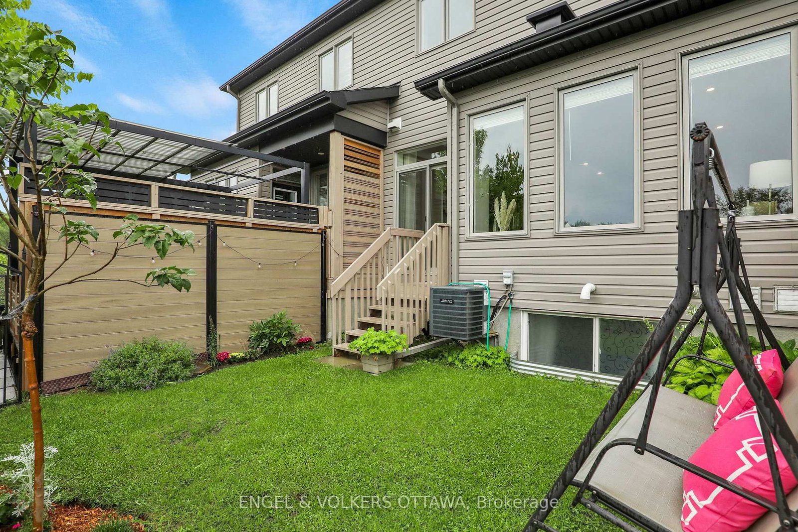 765 Dearborn Private W • Ottawa, ON photo 29
