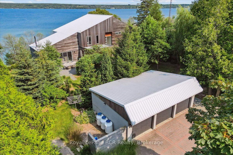 20 Everett Road