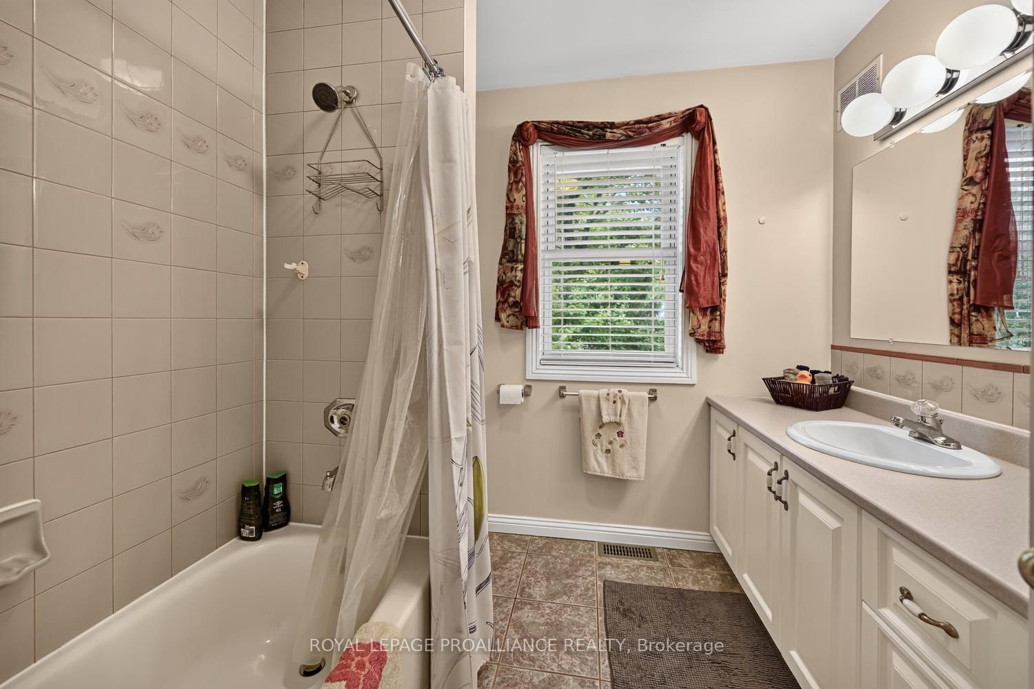 132 Kingston Crescent • Prescott, ON photo 22