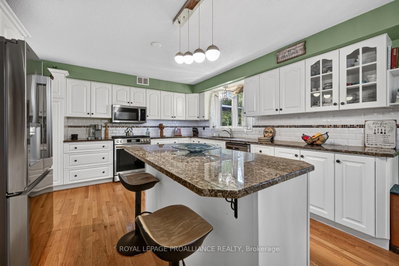 132 Kingston Crescent • Prescott, ON photo 4