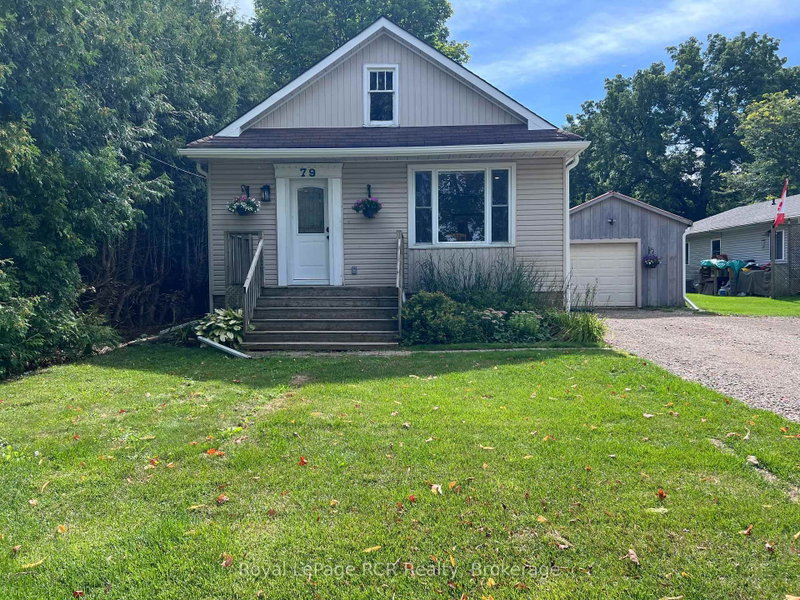 79 Elma Street S