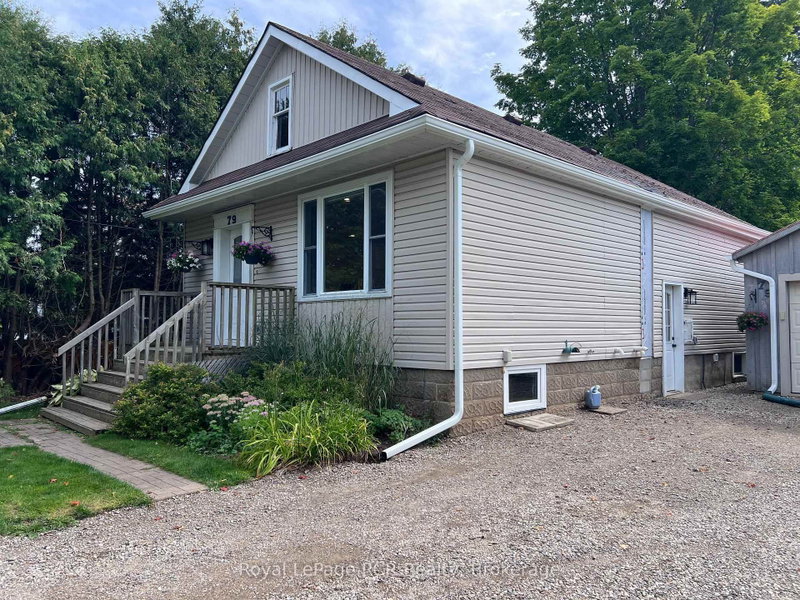 79 Elma Street S