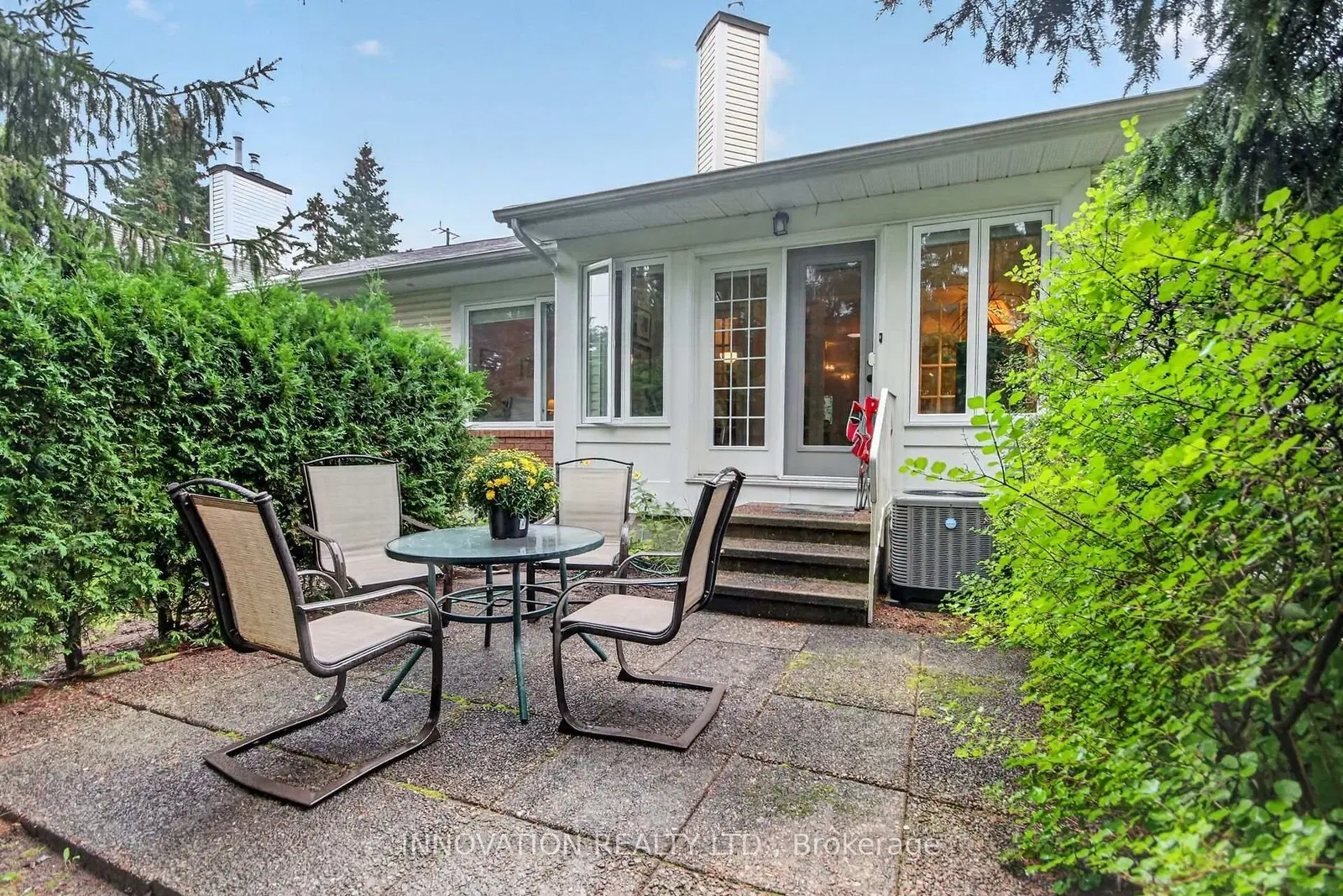 16 Heather Glen Court, Stittsville, ON — photo 5