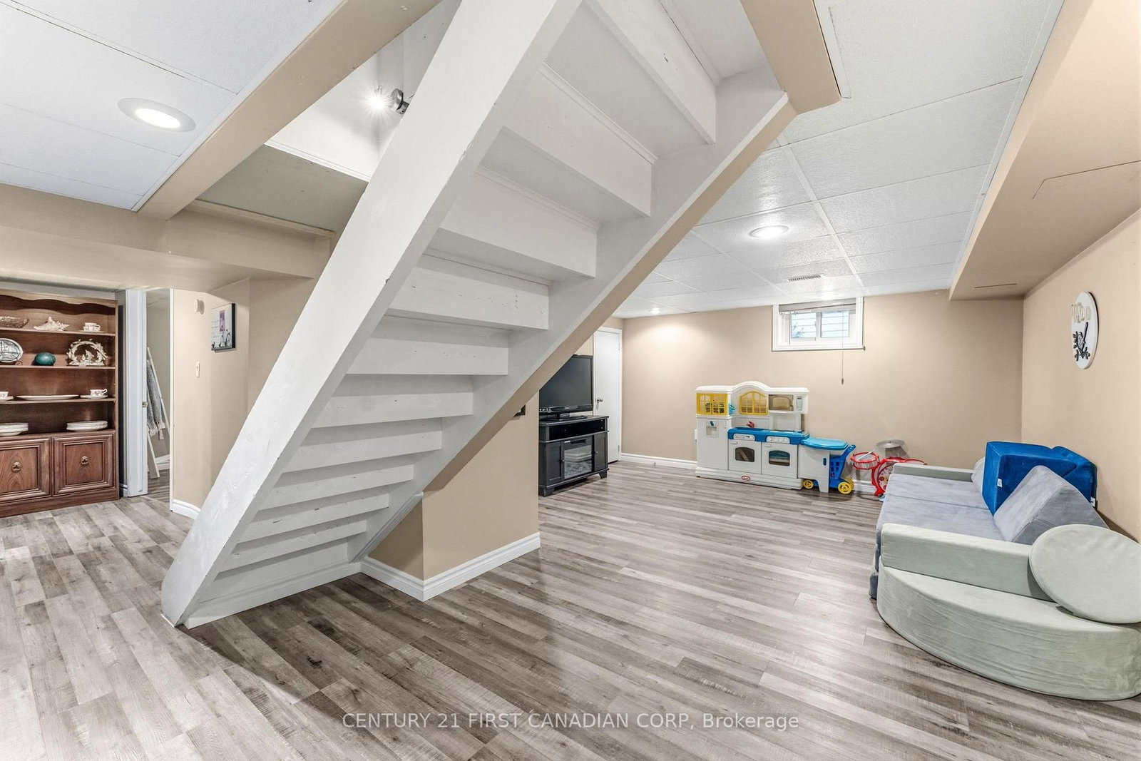 198 Trafalgar Street • West Perth, ON photo 24