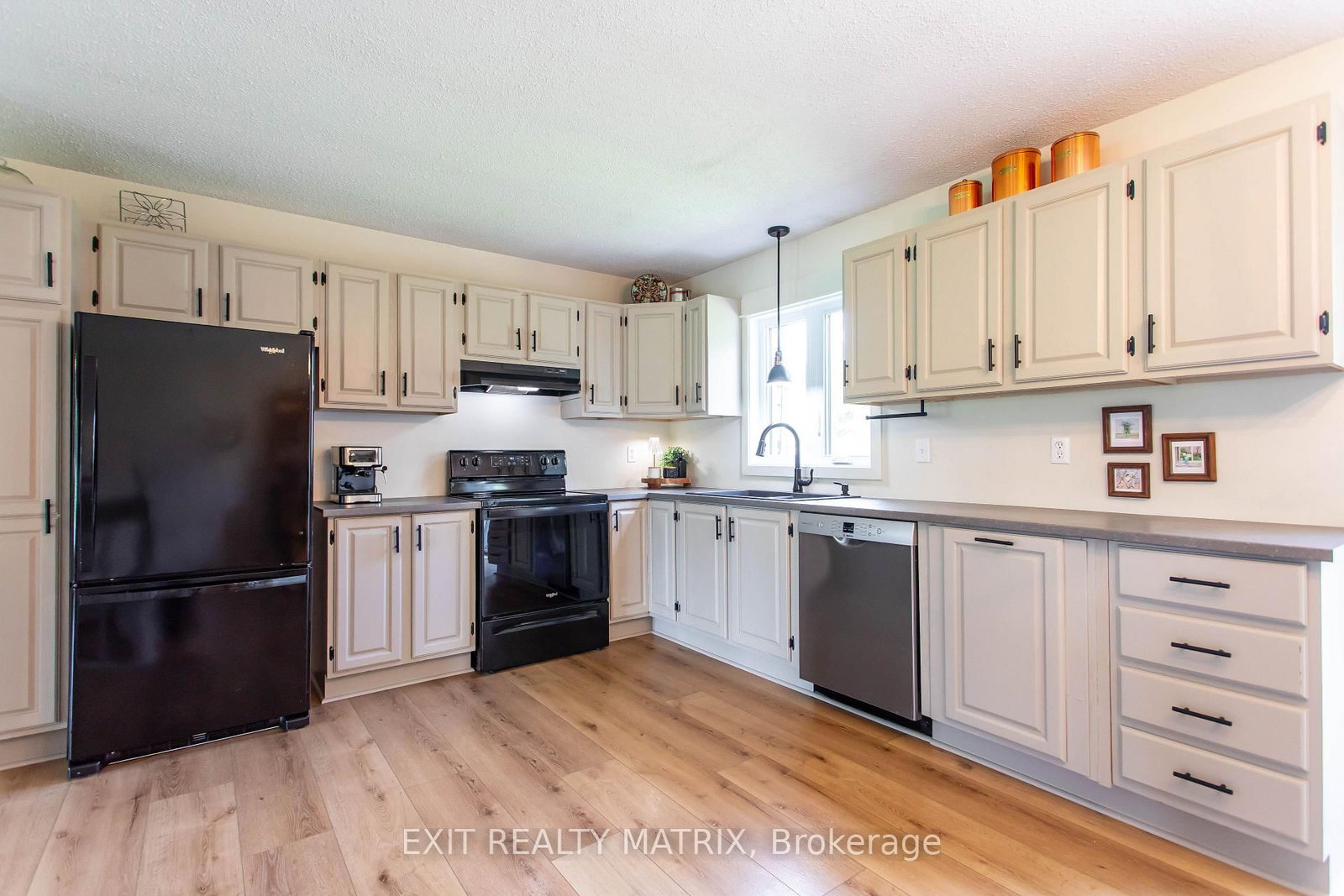 207 Marion Street • Russell, ON photo 11